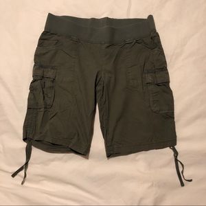 Lucy Brand pull-on cargo shorts